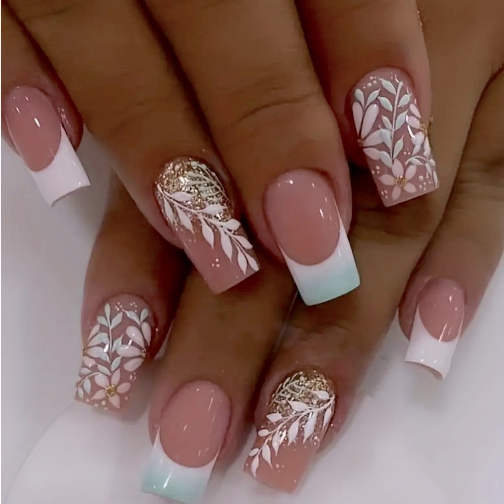 BRAND NEW Press-On Nails